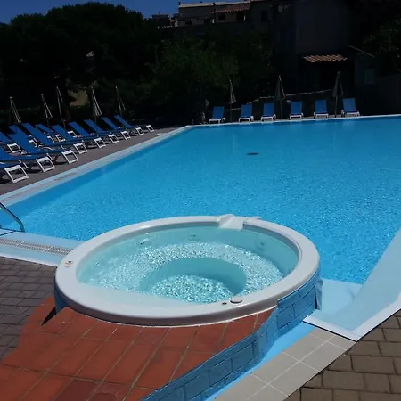 Resort La Mandola 4*