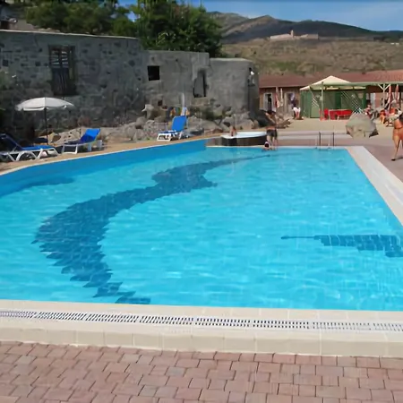 Resort La Mandola Hotel