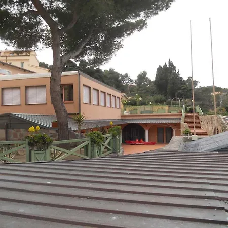 Resort La Mandola 4*